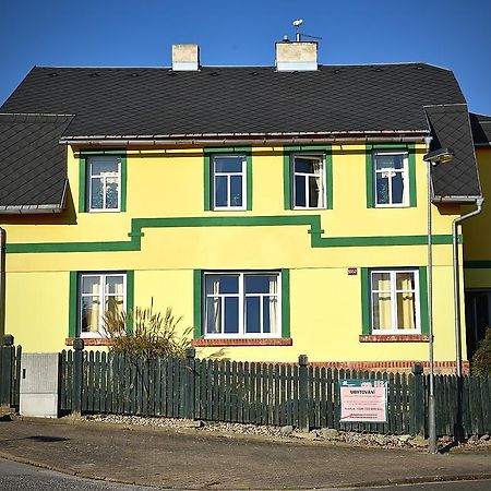 Penzion Slunecnice Dvur Kralove nad Labem Luaran gambar