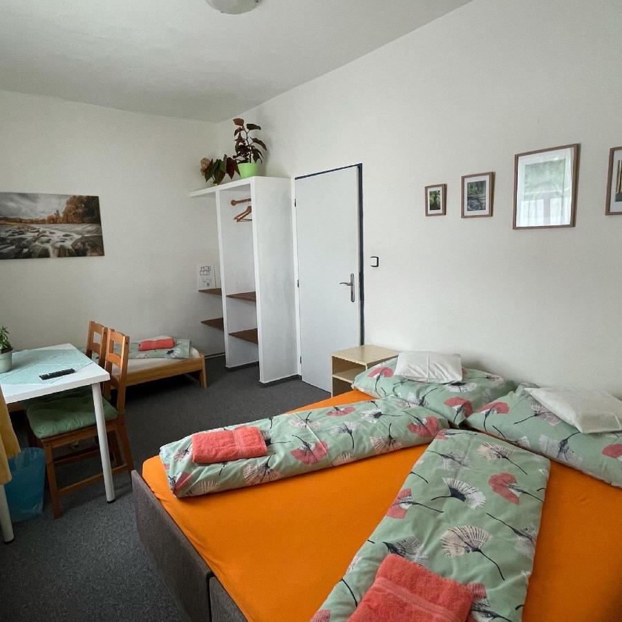 Penzion Slunecnice Dvur Kralove nad Labem Luaran gambar